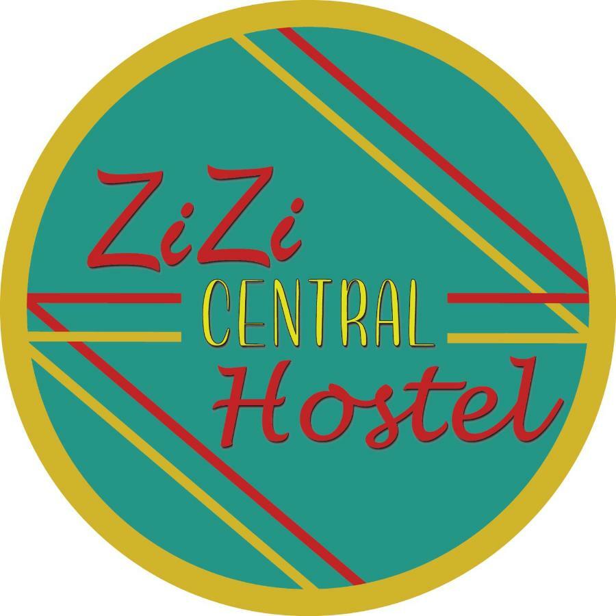 Zizi Central Hostel Varsó Kültér fotó